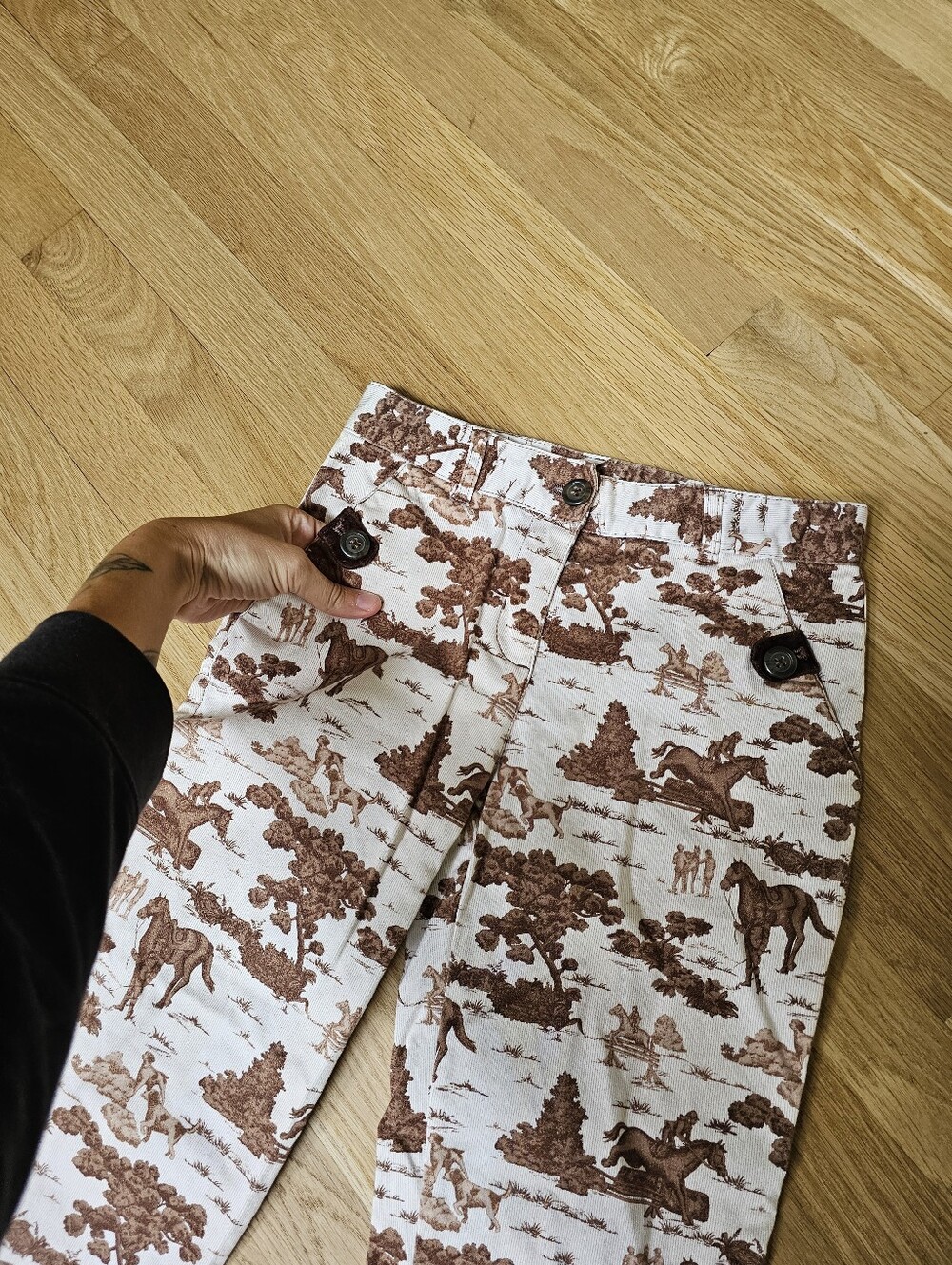 English Toile Western Equestrian Fox Hunting Crop Straight Leg Pants - Picture 3 of 9